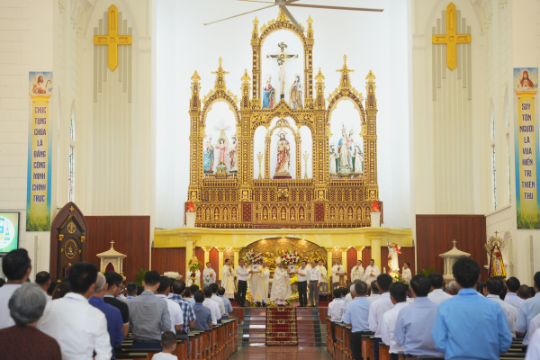Mừng lễ Thánh Giuse Thợ - Bổn mạng Giới Gia trưởng Giáo phận Thái Bình