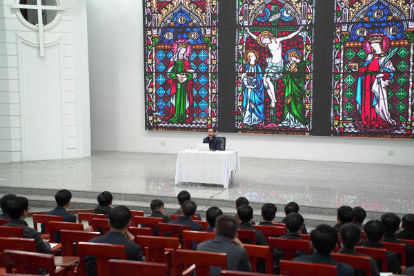 Đức cha Đa Minh huấn đức tháng 01/2026 tại Đại Chủng viện Thánh Tâm Thái Bình