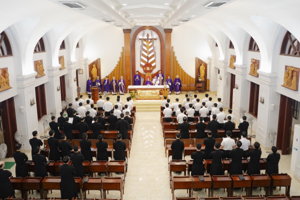 Tòa Giám mục Thái Bình hiệp dâng Thánh lễ giỗ lần thứ IX nhớ Đức cha Phanxicô Xaviê Nguyễn Văn Sang