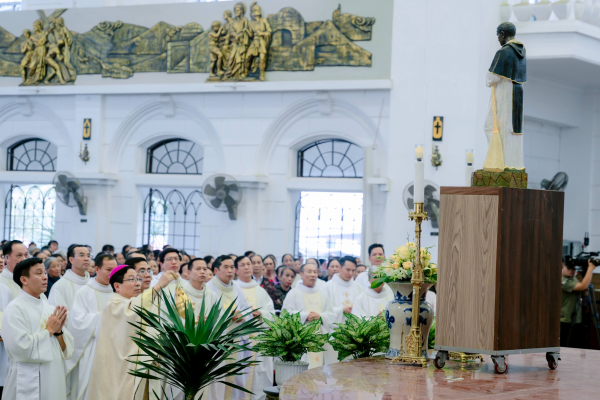 Huynh đoàn Giáo dân Đa Minh Giáo phận Thái Bình mừng kính thánh Martin de Porres O.p - Quan thầy Huynh đoàn