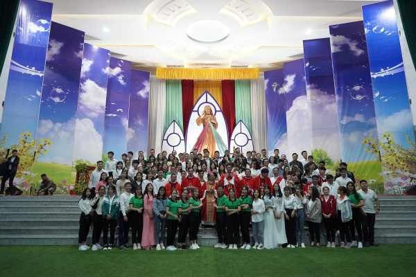 Hình ảnh SVCGLĐP tại Thái Bình - Hân hoan tổ chức ngày lễ Khai Giảng năm học mới 2020-2021 và đón chào Tân Sinh viên