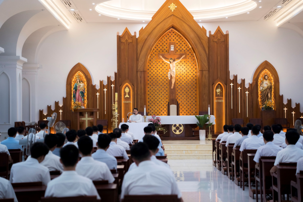 Đại Chủng viện Thánh Tâm Thái Bình tĩnh tâm tháng 4/2026