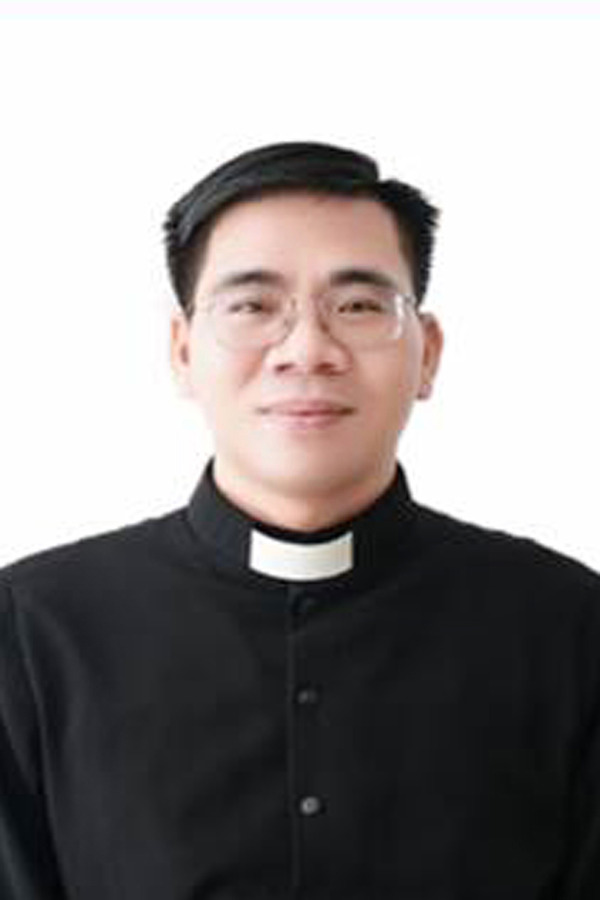 Phó tế: Phanxicô Xavie Trần Văn Tuyên