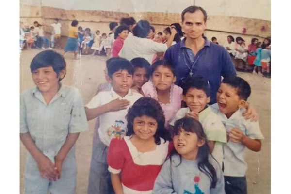 Sách mới kể lại những giai thoại từ cuộc đời của Đức Thánh Cha Lêô XIV