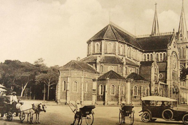 Dấu ấn 138 năm Nhà thờ Đức Bà với Sài Gòn