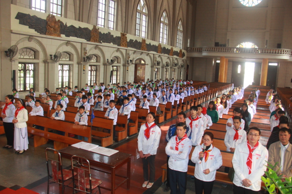 Giáo lý Nhà thờ Chính Tòa Thái Bình kết thúc Học kì I Năm học 2017-2018