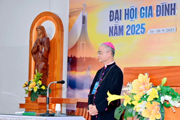 Khai mạc Đại hội Gia đình Toàn Quốc 2025 tại Trung tâm Hành hương Đức Mẹ Núi Cúi