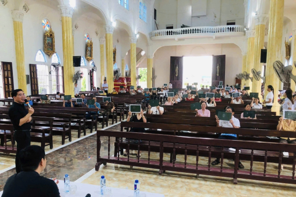 Giáo xứ Đồng Quan và Giáo xứ Luật Trung: Cùng nhau học hỏi Tin Mừng theo Thánh sử Lu-ca