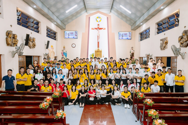 Giới trẻ - Sinh viên Công giáo Thái Bình Miền Nam: Lễ truyền thống lần thứ XVI -  kính thánh Bổn mạng Giáo Hoàng Gioan Phaolô II