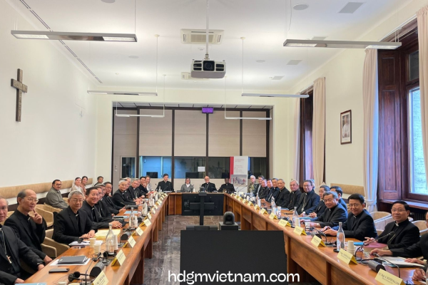 Hành trình Hiệp thông Ad Limina 2026 của Hội đồng Giám mục Việt Nam - Ngày II