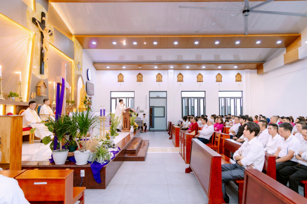 Đồng hương Giáo xứ Quân Trạch tại miền Nam hân hoan mừng lễ kính Thánh Bổn mạng Giuse