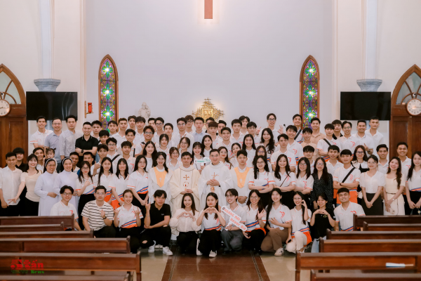 Mừng 12 năm thành lập khu Hoàng Mai - Nhóm Sinh viên Công giáo Thái Bình-Hà Nội
