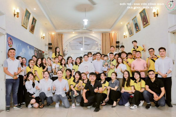Nhóm Giới trẻ-SVCG Thái Bình Miền Nam mừng lễ Kính Mình và Máu Thánh Chúa - 2023