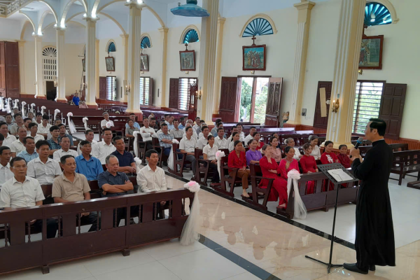 Giáo hạt Tây Hưng Yên: Mừng lễ Bổn mạng và Thường huấn Hội đồng Mục vụ Giáo xứ, Giáo họ